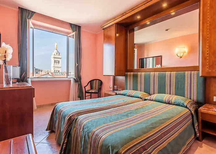 Raeli Siracusa Otel Roma
