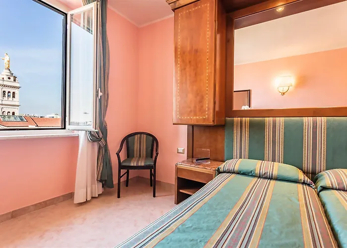 Raeli Siracusa Otel Roma