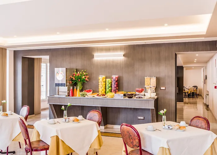 Raeli Siracusa Otel Roma