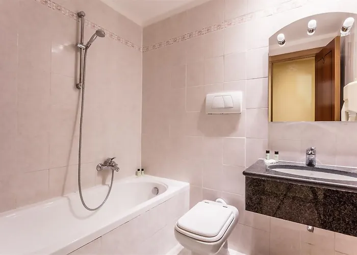 Raeli Siracusa Otel 3*
