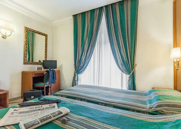 Raeli Siracusa Otel