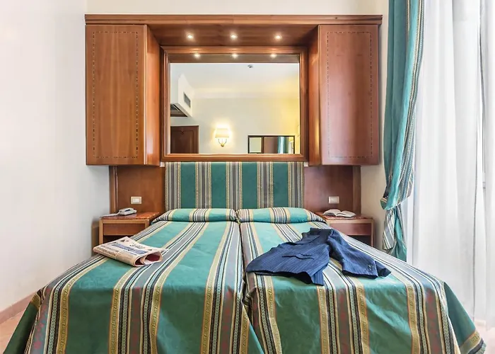 Raeli Siracusa Otel